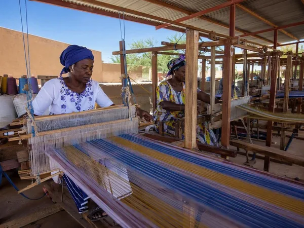 Van katoendraad tot colbert: Faso Dan Fani in Koudougou en Ouagadougou