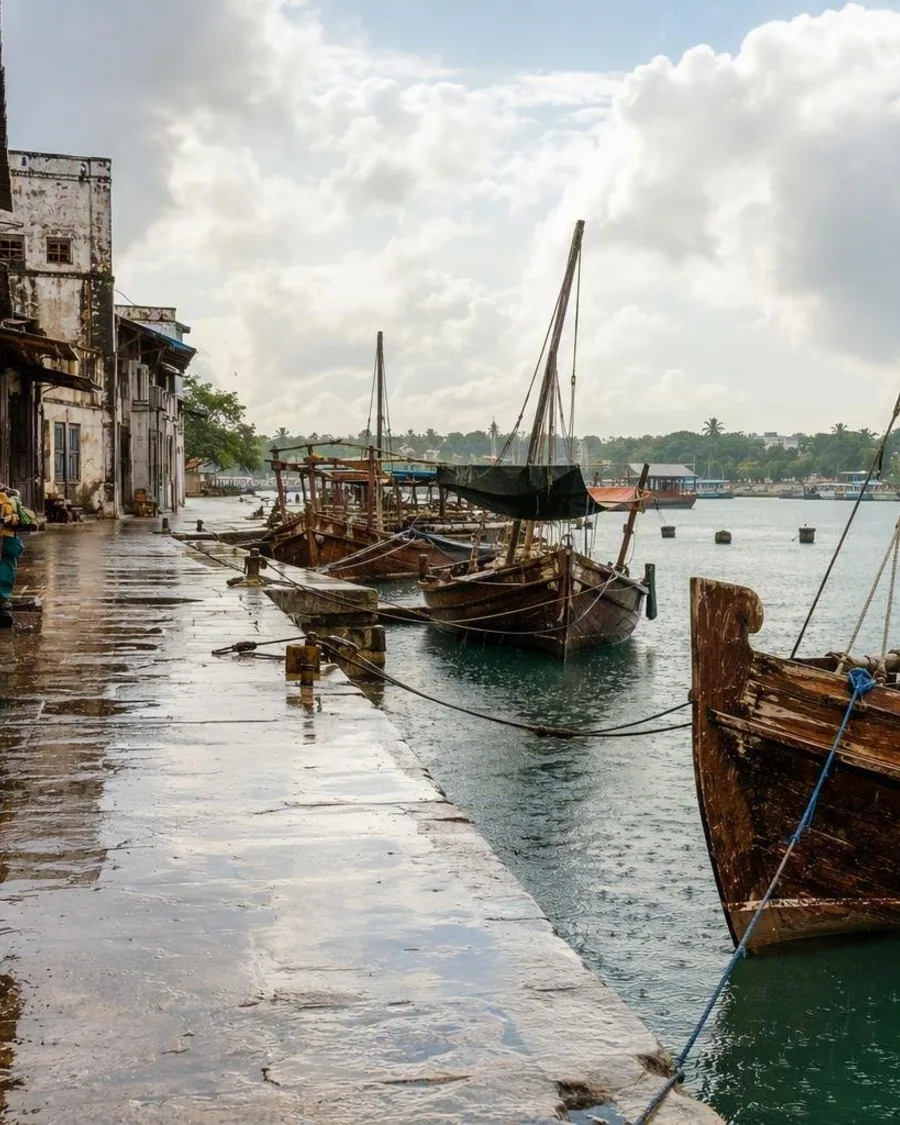 De regen achterna door Stone Town