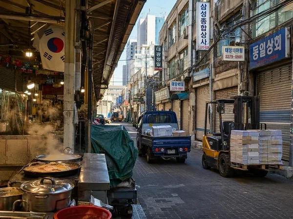 Seoul trekt de rolluiken op