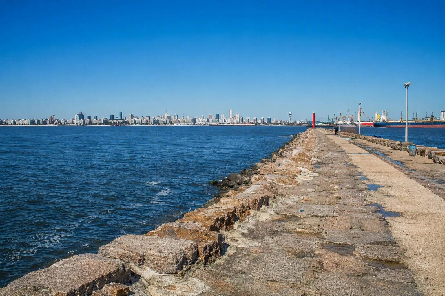 Escollera Sarandí