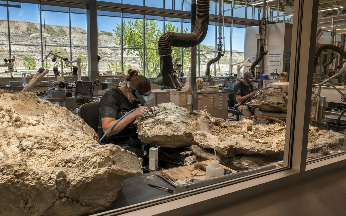 Drumheller: where Alberta’s dinosaur beds meet the badlands