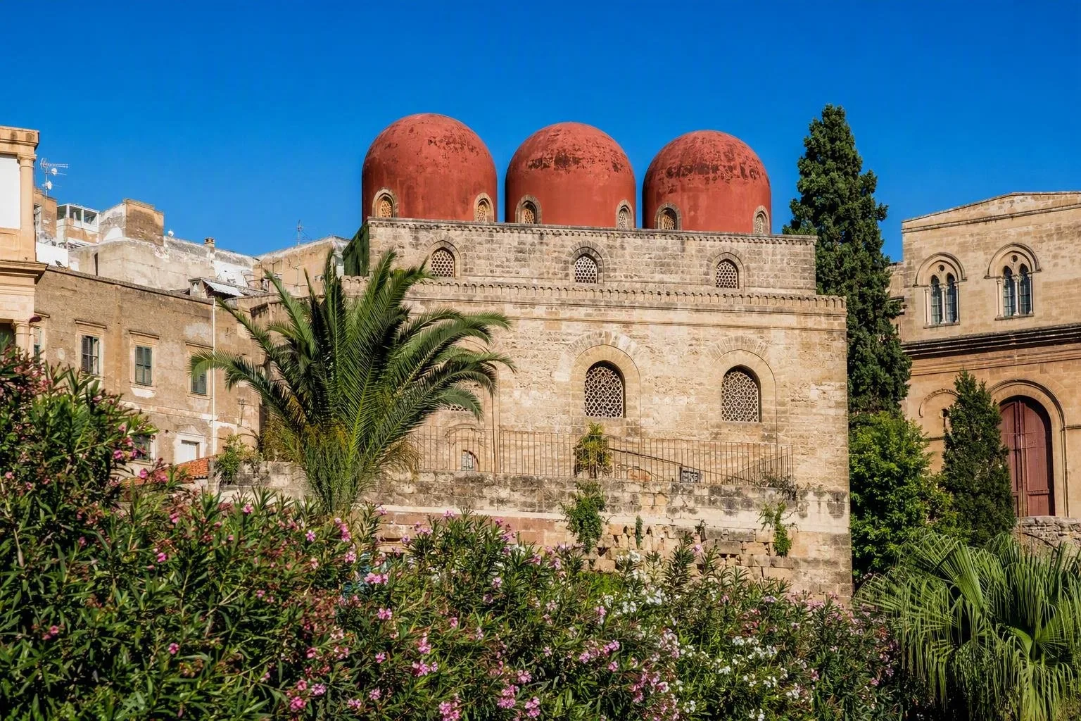 Piazza Bellini, Palermo