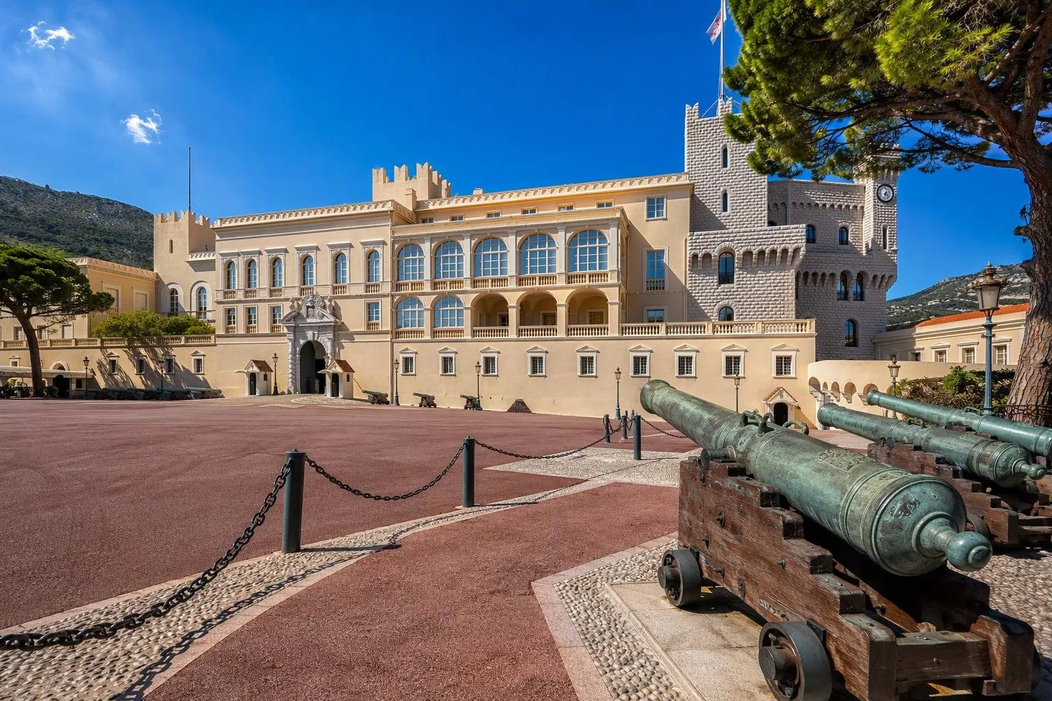 Place du Palais