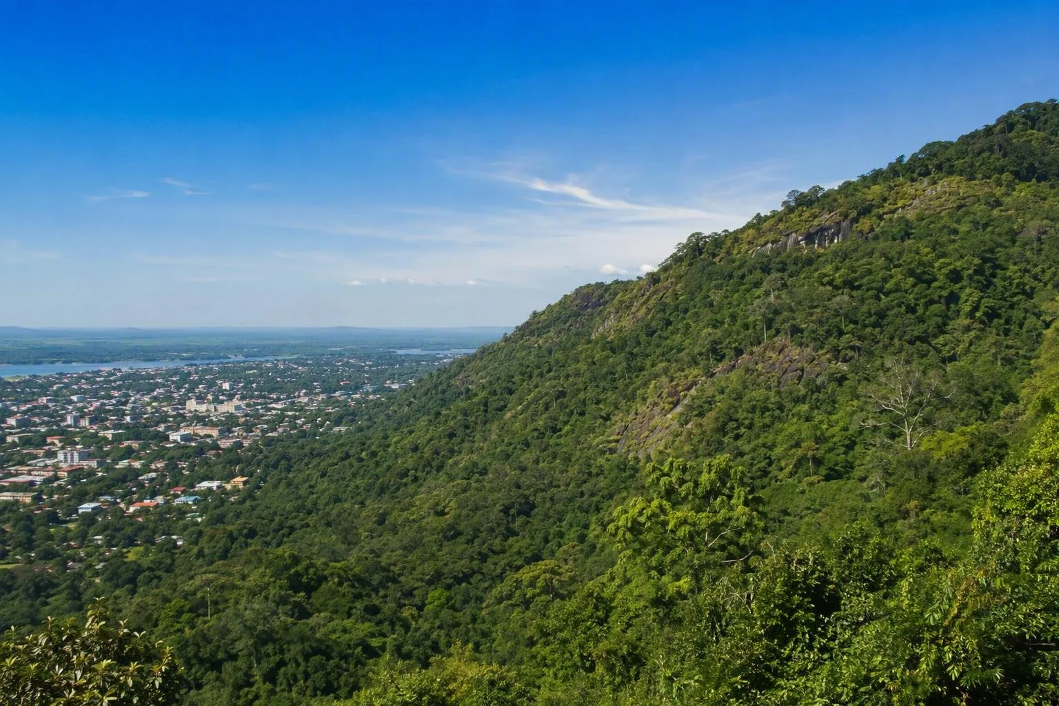 Bas-Oubangui-heuvel
