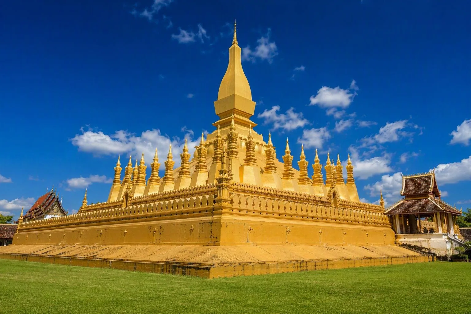 Pha That Luang
