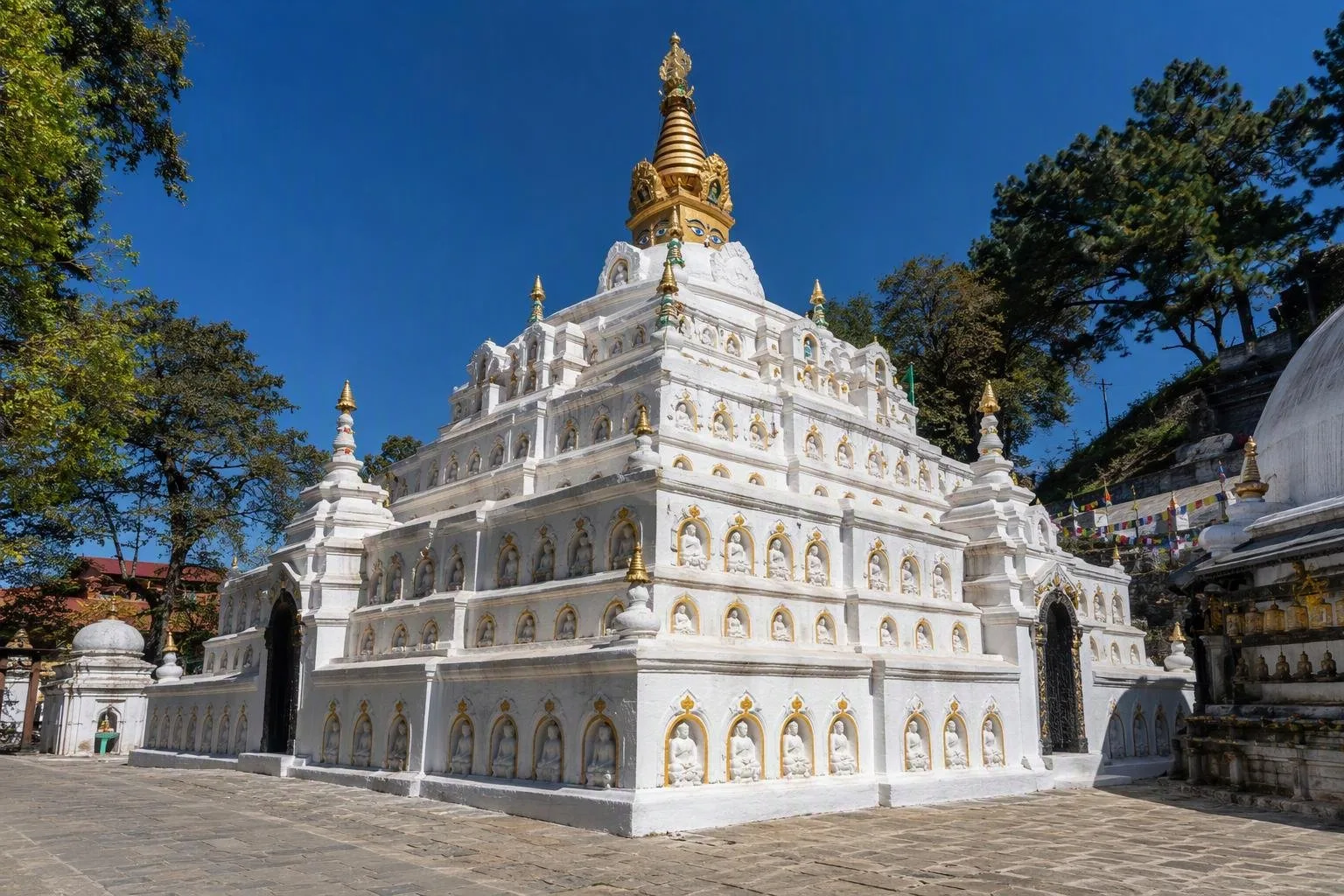 Mangal Bahudwar (Tashi Gomang-stoepa)